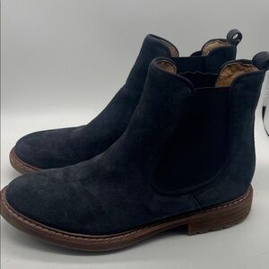 Sofft leather Chelsea ankle Boots Navy elastic sides Size 7 Great Condition